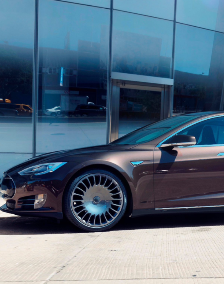 Wheelsboyselect TNA Tesla wheels – 2020 Red Dot, sleek EV rims for Tesla, easy fit.