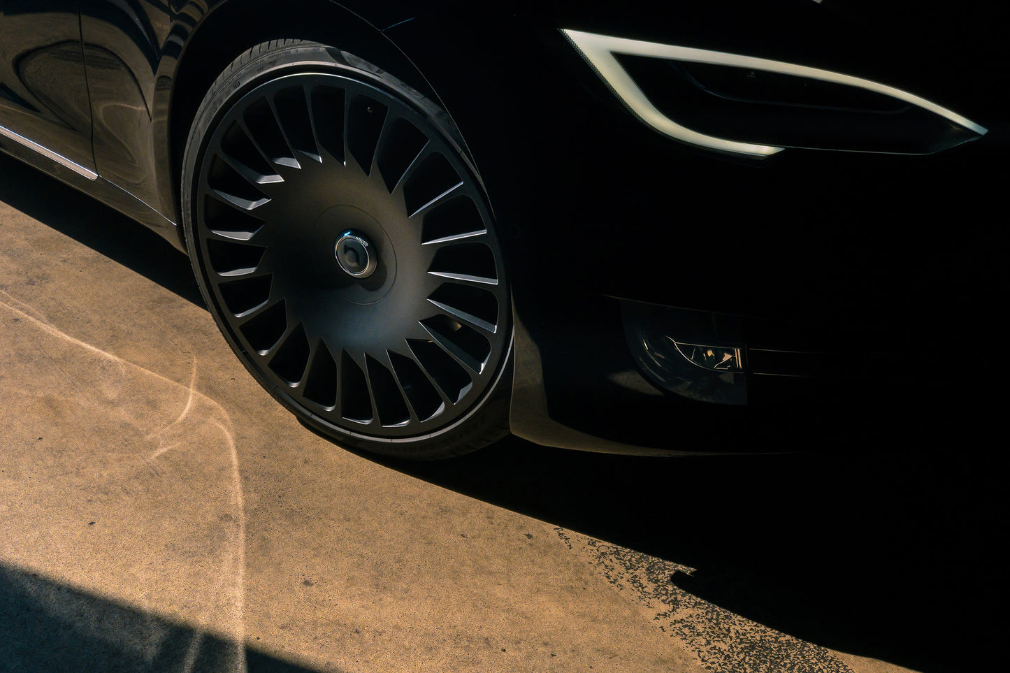 19″ RAZOR V2 Tesla Model Y Wheels - Set of 4