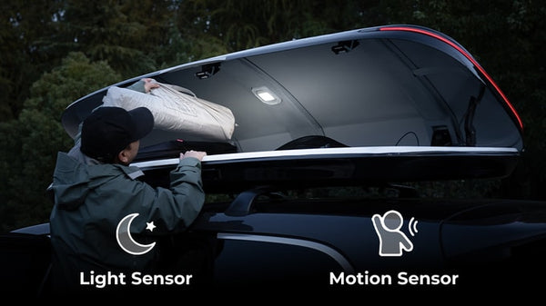 Wheelsboy Select ENROAD Roof Box integrates Light Sensor and Motion Sensor to automatically illuminate the storage area in dark conditions, ensuring hassle-free access at night. A smart design that prioritizes user convenience.